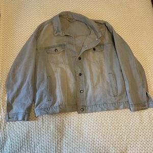 Super cute Light Wash Highway Jean Jacket 2XL
